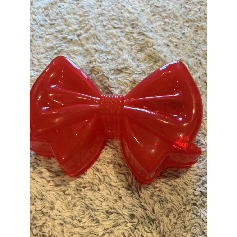 Way to Celebrate Bow Container Red Plastic‎ Gift Box Valentine 6.12in NWT 27849